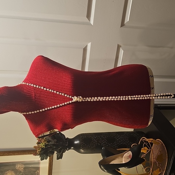 Cable & Gauge Tops - Cable & Gauge Red Sleeveless Metallic Knit Top